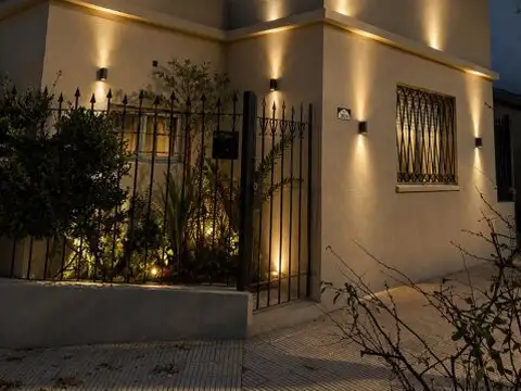 Casa 4 ambientes refaccionada a nuevo en Olivos