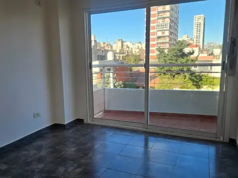 VENTA DEPARTAMENTO 3 AMBIENTES EN FLORESTA