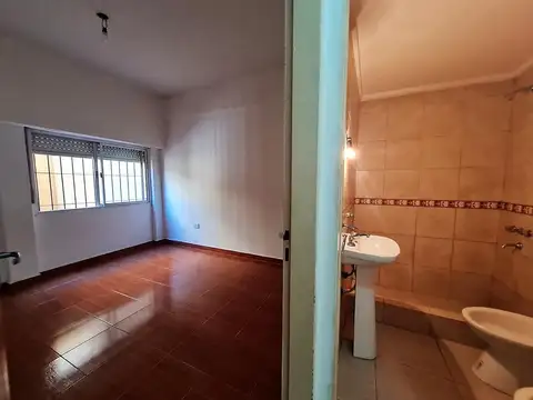 Gral. Paunero 1200, Piso PB