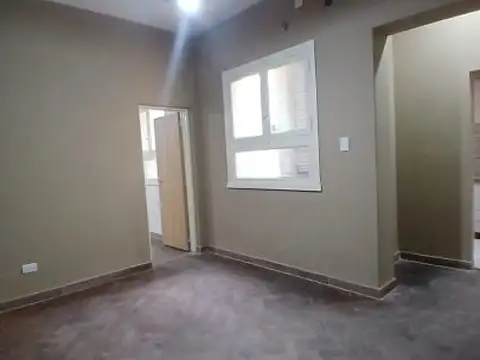 Av. Regimientos de Patricios 1556 , Piso 1