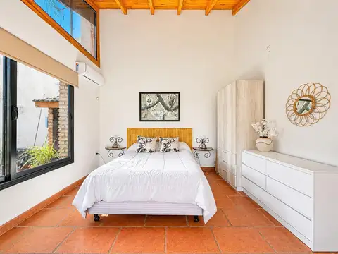 Casa 2 ambientes con 1 baño
