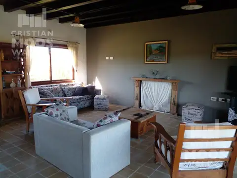 Casa en Venta en El Cazal, USD 240.000