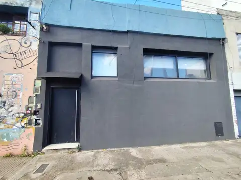 Galpón en Avellaneda-Belgrano al 1300.