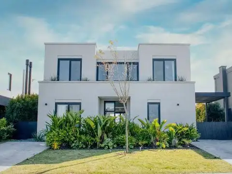 Venta Nordelta Carpinchos | Casa Moderna Siegrist 4 Dormitorios | Vista arroyo | Orientacion Norte
