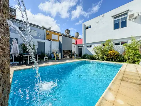 Casa 3 Dorm. con Suite en Planta Baja, Patio y Pileta