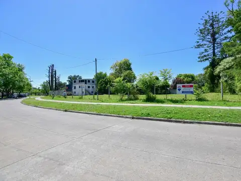 Lotes c/ escritura Berisso Ruta 11 transp. publico