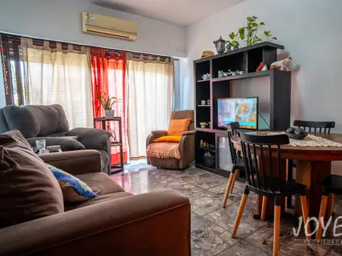 HERMOSO DEPTO 3 AMB LUMINOSO CON BALCON