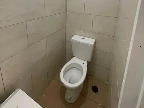 ALQUILER LOCAL COMERCIAL, PADUA