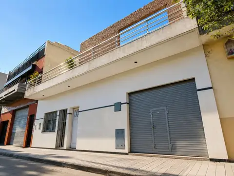 OPORTUNIDAD UNICA VENTA 4 AMBIENTES Y LOCAL ESCUCHA OFERTA