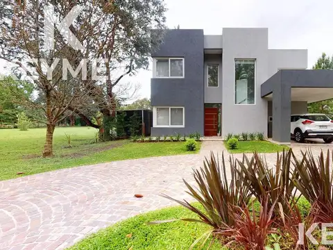 VENTA CASA  DE 5 DORMITORIOS EN MIRALAGOS