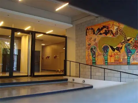 Departamento (Loft) de 2 ambientes con balcon al frente.