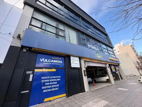 Oficinas en alquiler sobre Av Independencia
