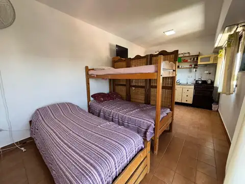 La Rioja 2100, Piso 8