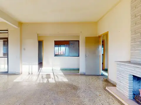 Depto Tipo Casa en Venta de 4 dormitorios