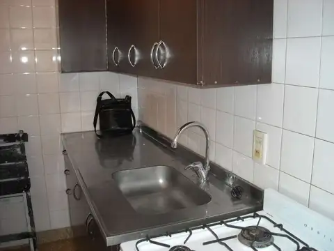 Mario Bravo 1000, Piso 2