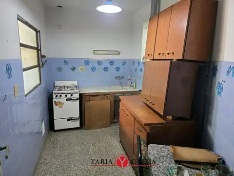 Depto Tipo Casa en Venta en Chacarita, USD 95.000
