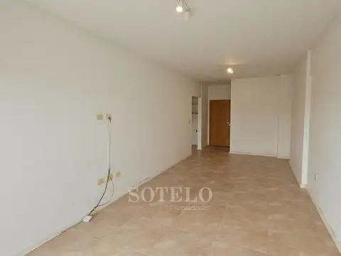 Departamento en Alquiler en Pilar, $ 700.000