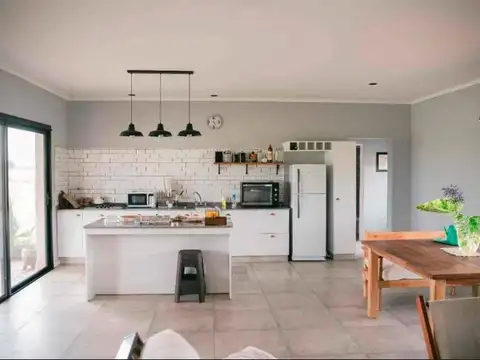 Quinta en venta - 2 Dormitorios 3 Baños - Alsina