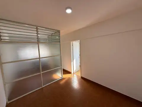Brown 400, Piso 5
