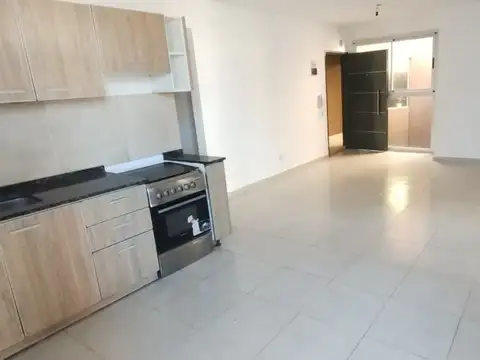 Depto Tipo Casa en Alquiler de 3 ambientes