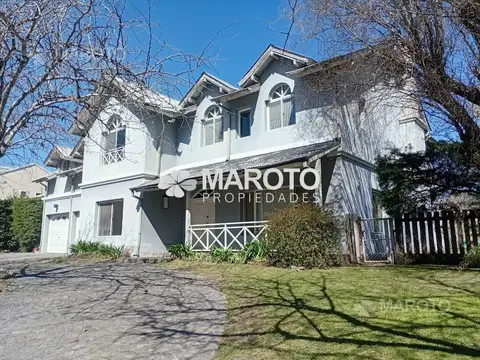 CASA EN VENTA EN BARRIO MASCHWITZ PRIVADO - MAROTO PROPIEDADES