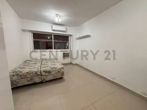 Avenida Quintana 400, Piso 6