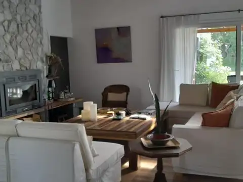 Casa en Alquiler Temporal de 4 dormitorios