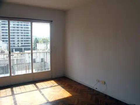 Roma 1400, Piso 5