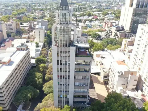 Oficina en Venta 72 años