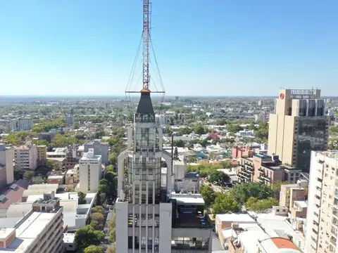 VENTA Oficina Piso Completo Edificio Gomez Mendoza