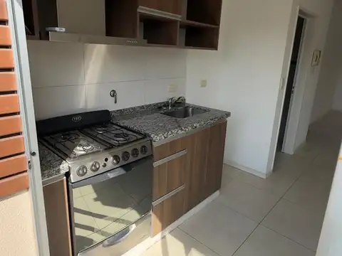 Departamento en Alquiler en Villa Luro, $ 650.000