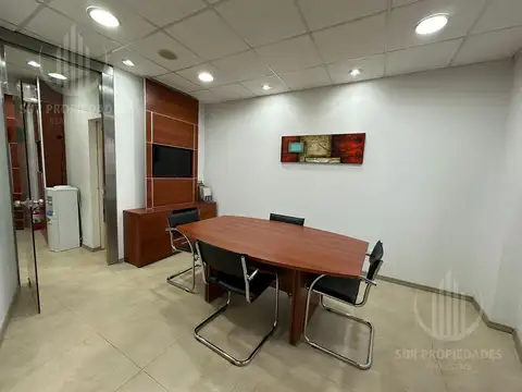 Oficina 4 ambientes con 1 baño