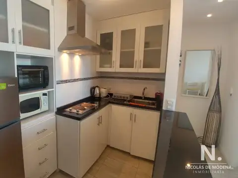 Venta Apartamento 1 dormitorio en zona Mansa, Punta del Este a pocos metros del mar