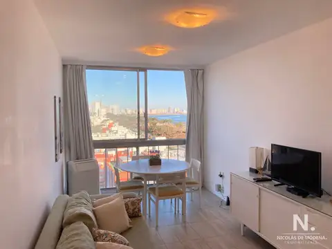 Departamento en Venta en Playa Mansa, USD 140.000