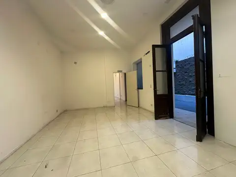 Local en Alquiler en Chacarita, $ 3.950.000
