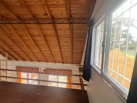 VENTA CASA MULTIFAMILIAR MORENO 323 MTS DE TERRENO