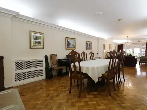 VENTA SEMIPISO 5 AMB CON DEP EN RECOLETA