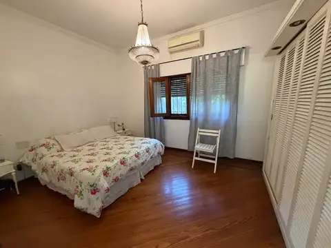 QUILMES - CASA EN VENTA