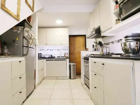 VENTA PH TIPO CASA 3 AMB CON TERRAZA - ALMAGRO