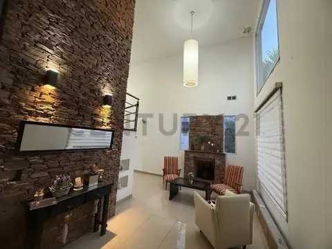 Atahualpa 100, Piso 0