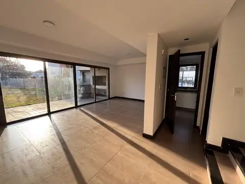 Depto Tipo Casa en Venta 11 años