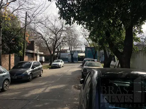 GALPON Zona industrial - 500m2* Olivos