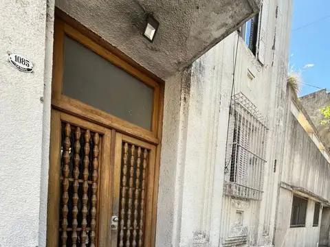 MONOAMBIENTE AMPLIO CON SUBDIVISION CABALLITO