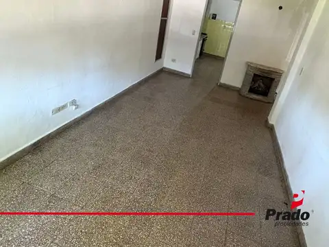 6 entre 531 y 532 100, Piso pb