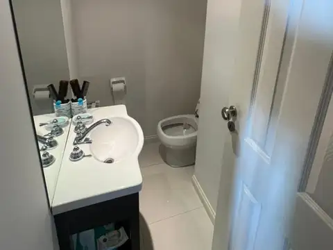 Departamento 2 ambientes con 2 baños