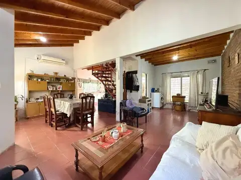 PH tipo duplex de 3 ambientes con parque