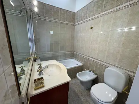 Becerra 900