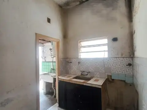 Casa 3 ambientes con 1 baño