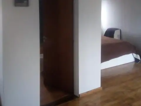 Casa 2 ambientes con 1 baño