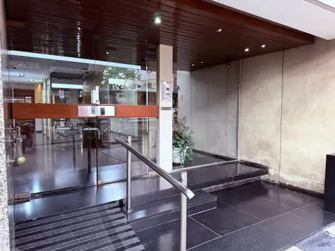 VENTA DPTO. 3 AMB. ALMAGRO CON BALCÓN A. CRÉDITO.